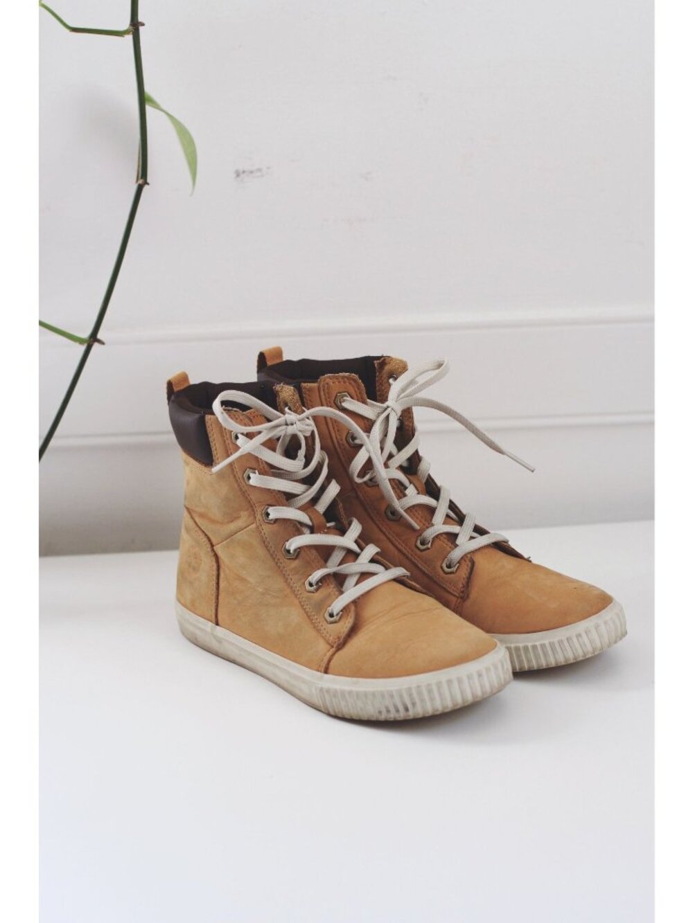 Timberland Skyla Bay High-Top Tan Sneakers Boots Leather Lace-Up Womens 8